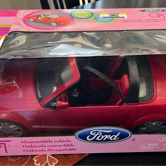 Barbie Mustang GT Convertible Brand New in Box - Picture 3 of 3
